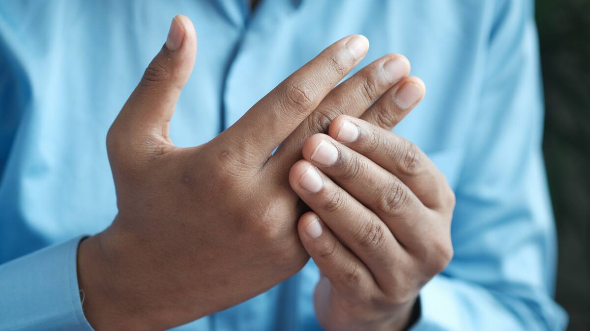 Alerta artritis: cuáles son los signos iniciales que no deben ignorarse