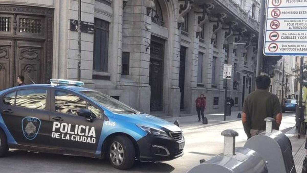 Asalto en edificio del Microcentro - Foto Twitter