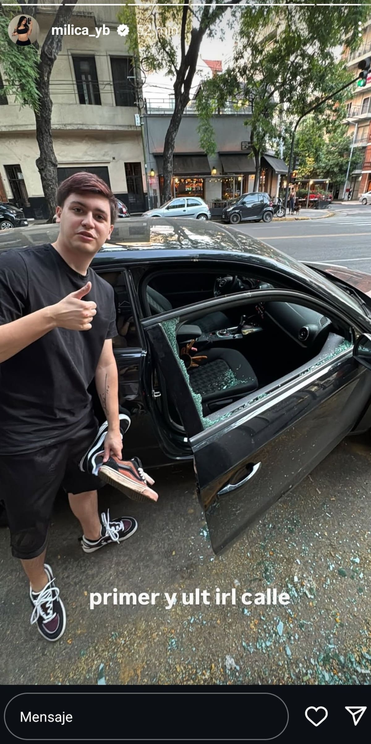 Así quedó el auto de Milica tras el robo. Foto: Instagram.