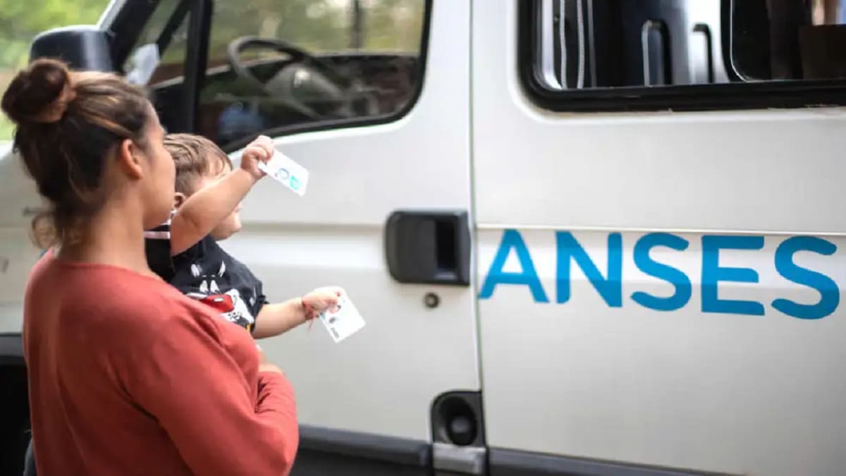 Aguinaldo, AUH y refuerzos: todo lo que confirmó ANSES para el cierre del año. Foto: ANSES.