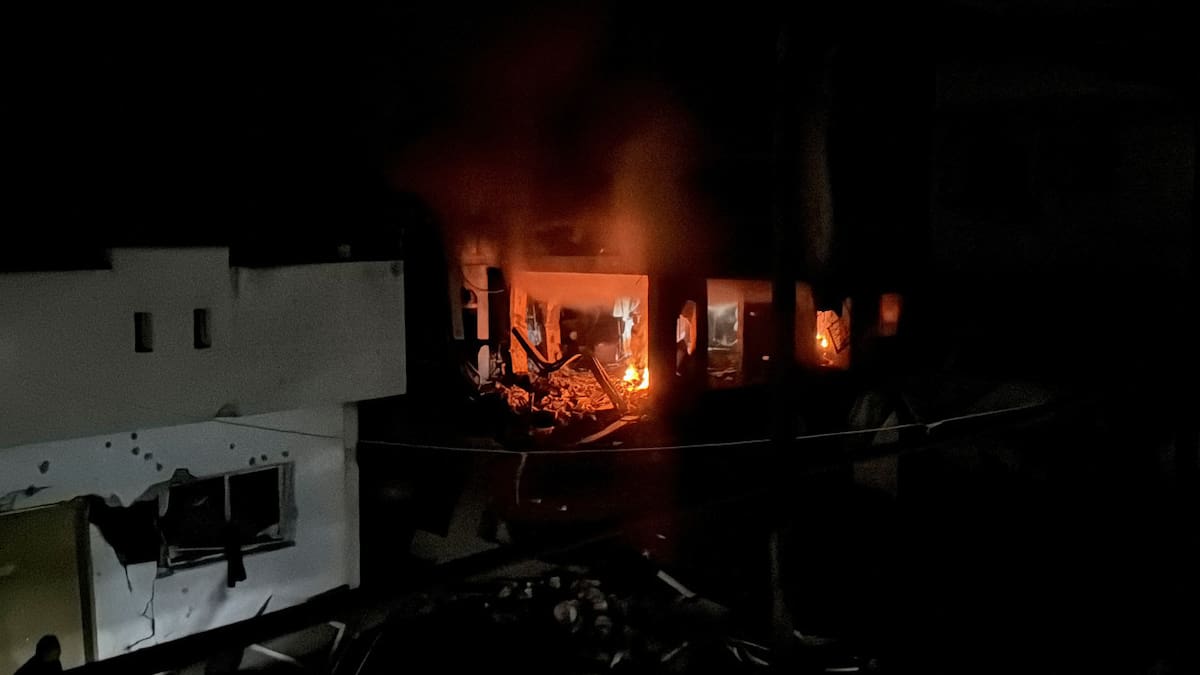 Ataques contra el Hospital Kamal Adwan, en la Franja de Gaza. Foto: Reuters.
