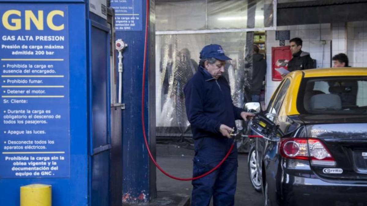 Por qué se interrumpió la venta de GNC en estaciones de servicio tras la llegada del frío