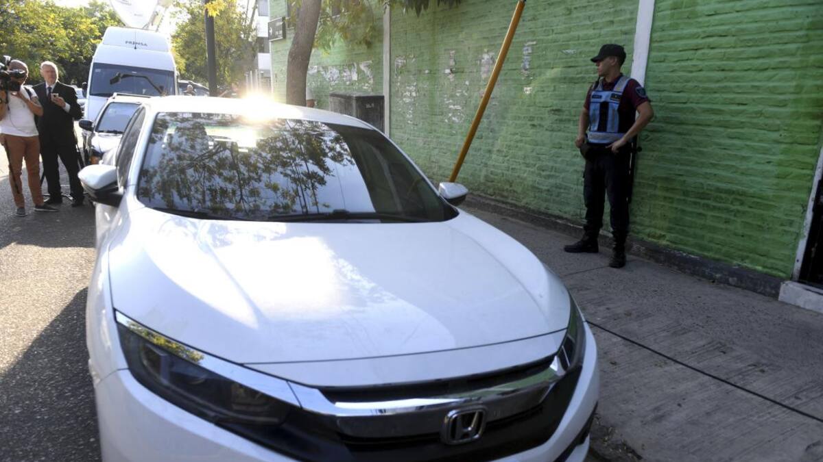 Auto del sospechoso del crimen de una mujer en el Barrio Zavaleta. Foto: Telam