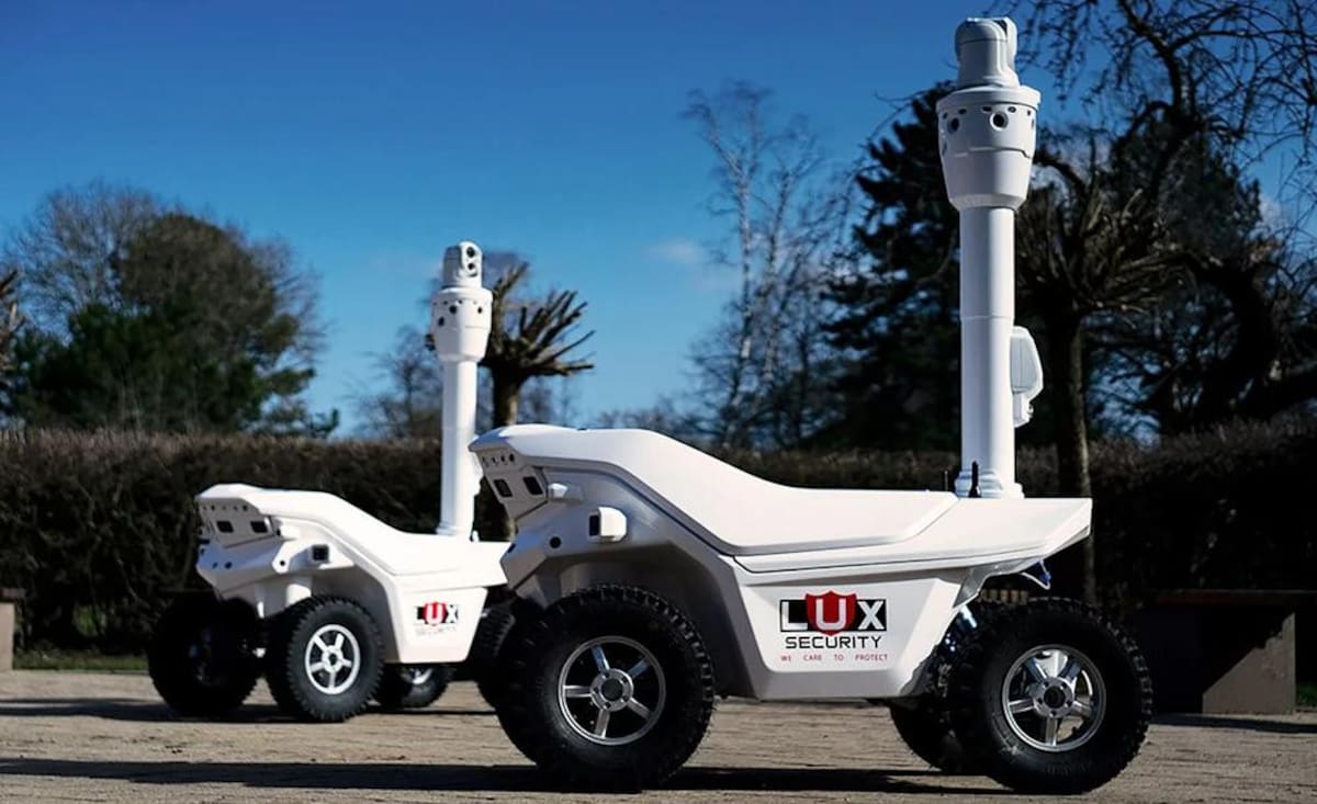 Auto-robots de vigilancia, tecnología