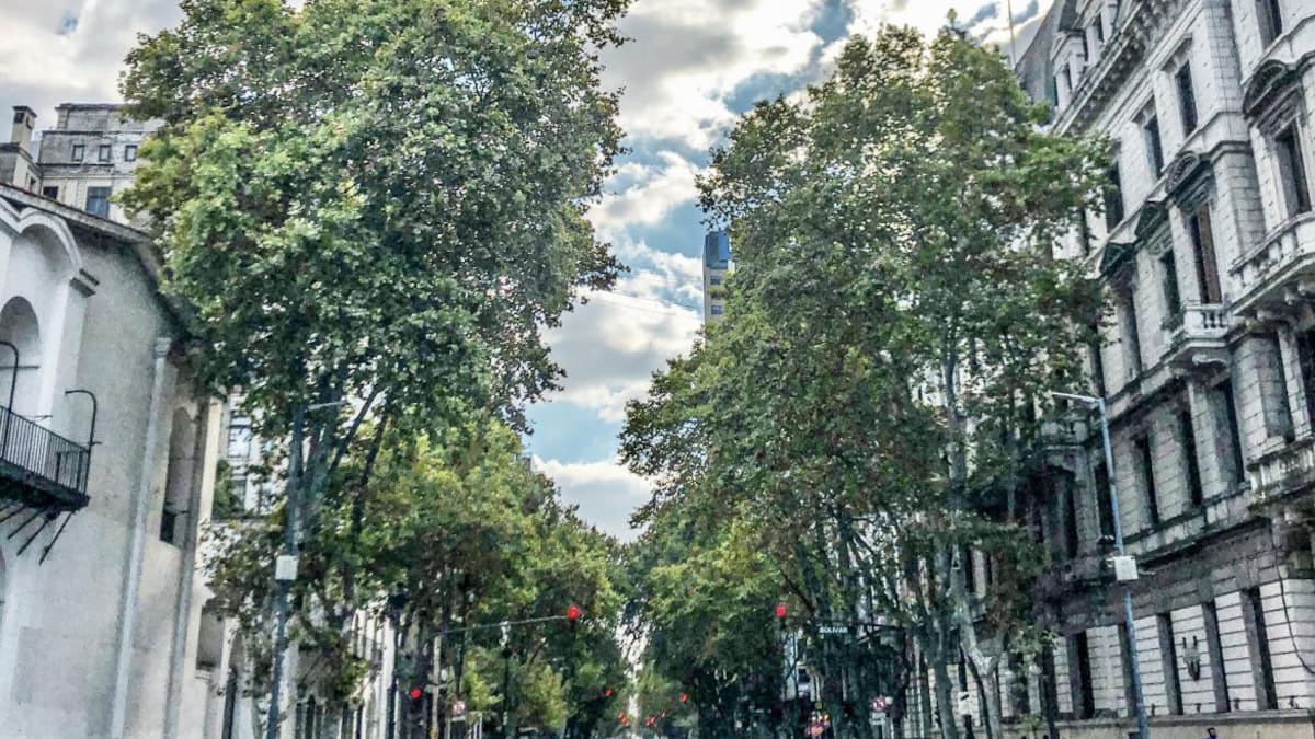 Avenida de Mayo, turismo, Buenos Aires