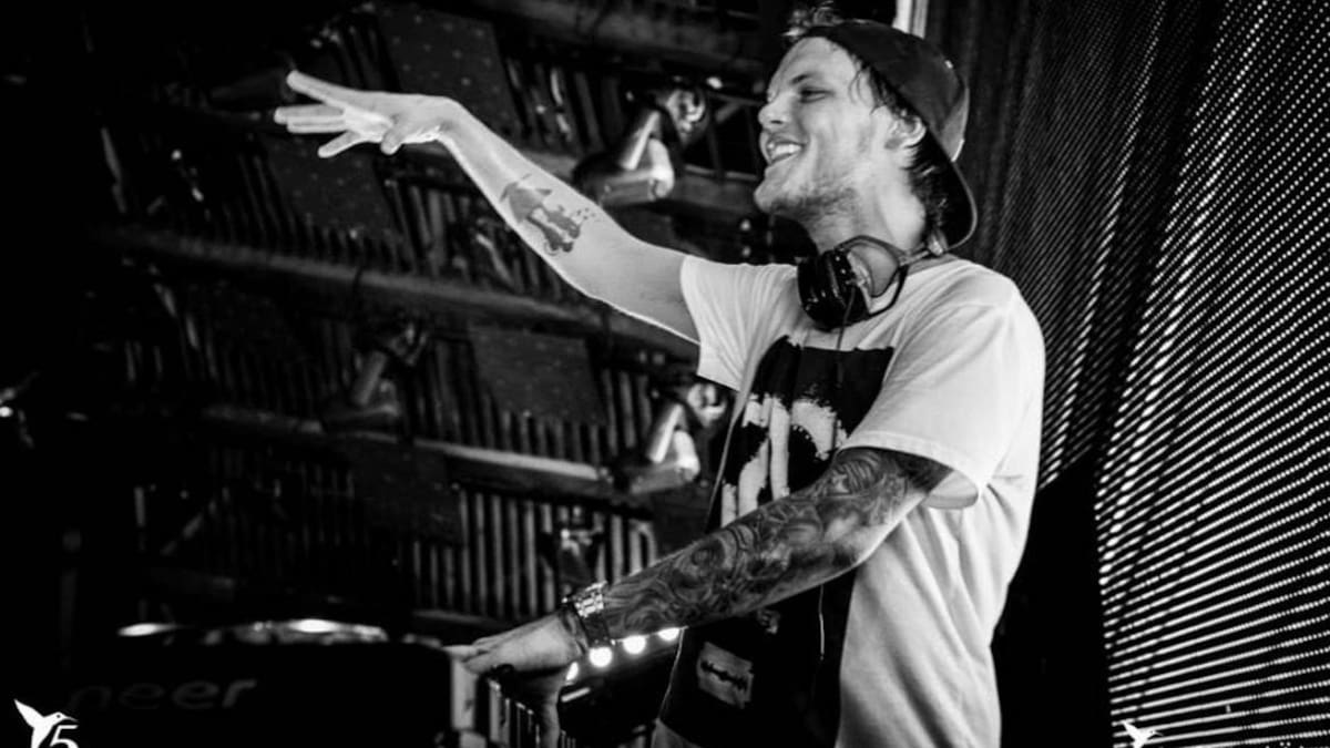 Avicii: El triste comunicado de la familia que sugiere que su muerte es un suicidio