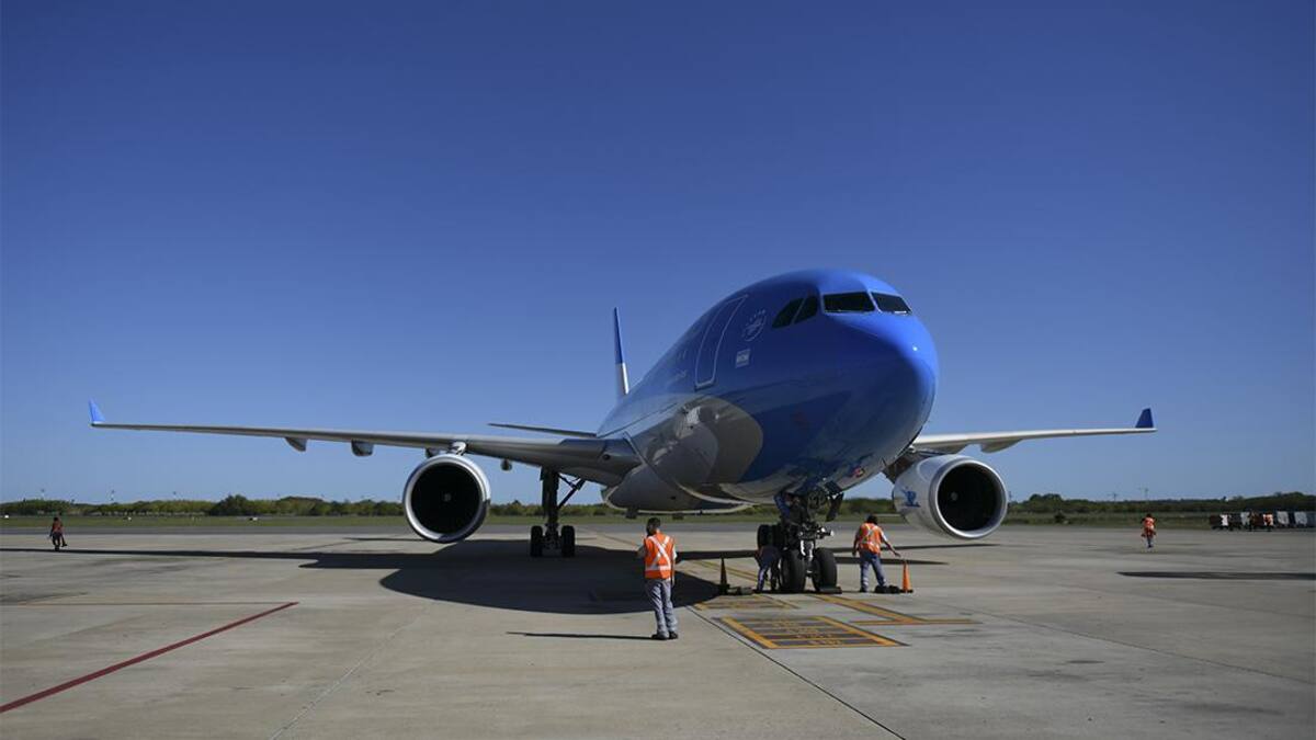 Avión de Aerolíneas Argentina, NA