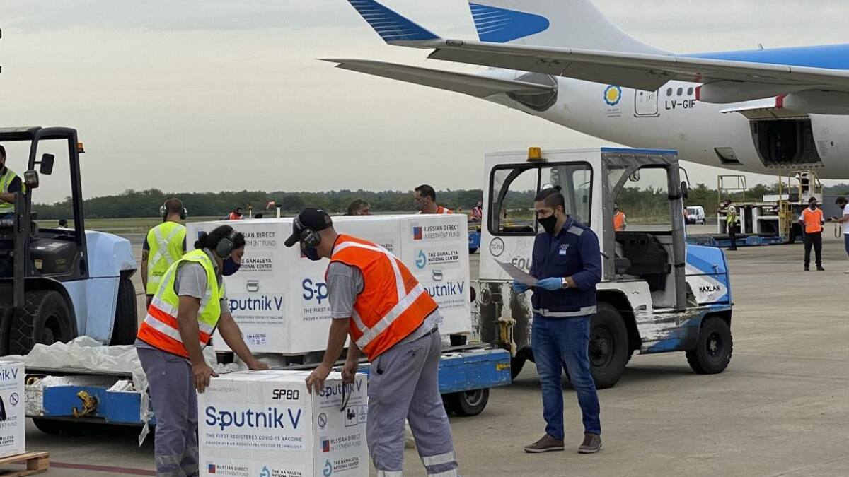 Avión de Aerolíneas Argentina, vacunas por coronavirus, NA