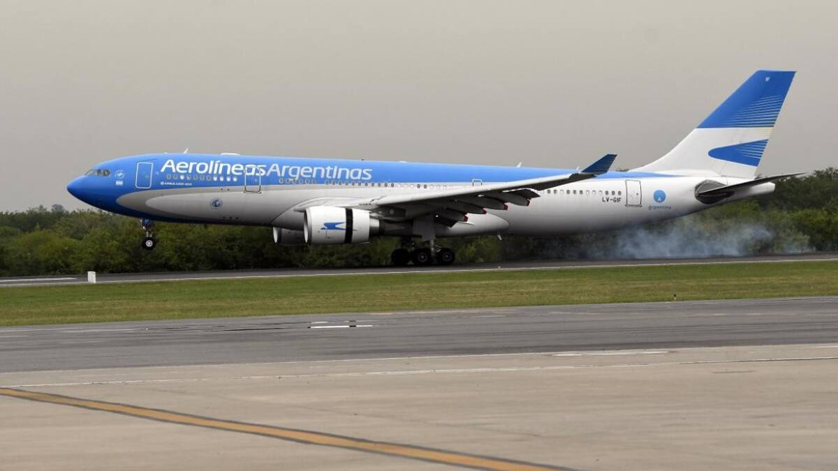 Avión de Aerolíneas Argentinas que viaja Rusia para traer la vacuna Sputnik V, NA