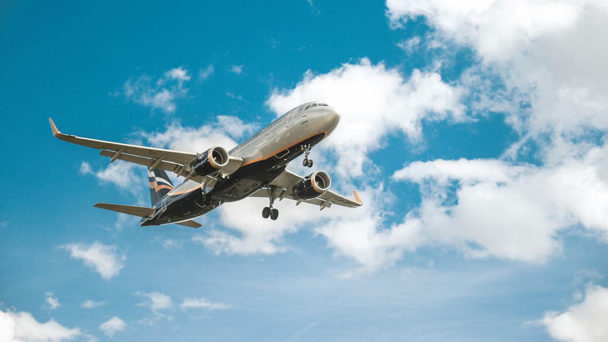 Avión, vuelo, viaje.