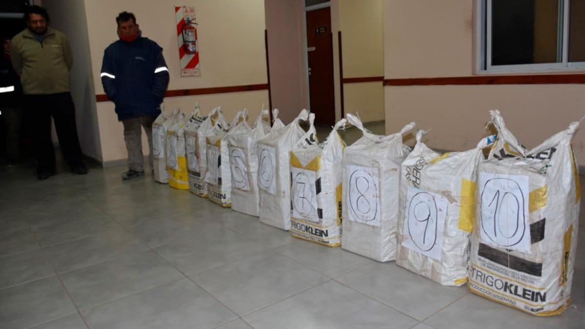 Avioneta con cocaína que se estrelló en Chaco. Foto: Prensa Ministerio de Seguridad.