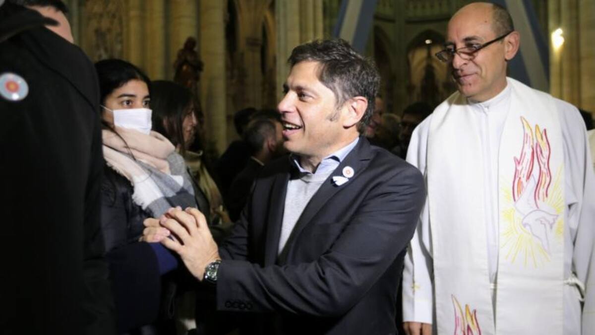 Axel Kicilof en el Tedeum de la Catedral de La Plata. Foto: NA.