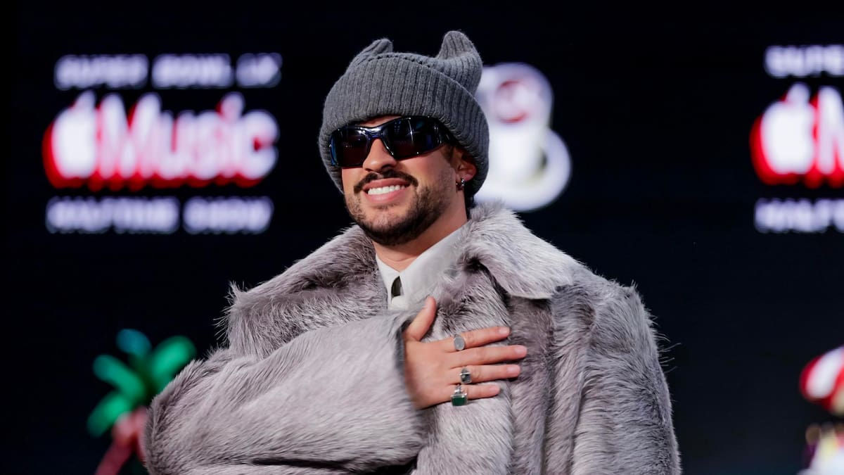 Bad Bunny se prepara para brillar en la Super Bowl 2026.