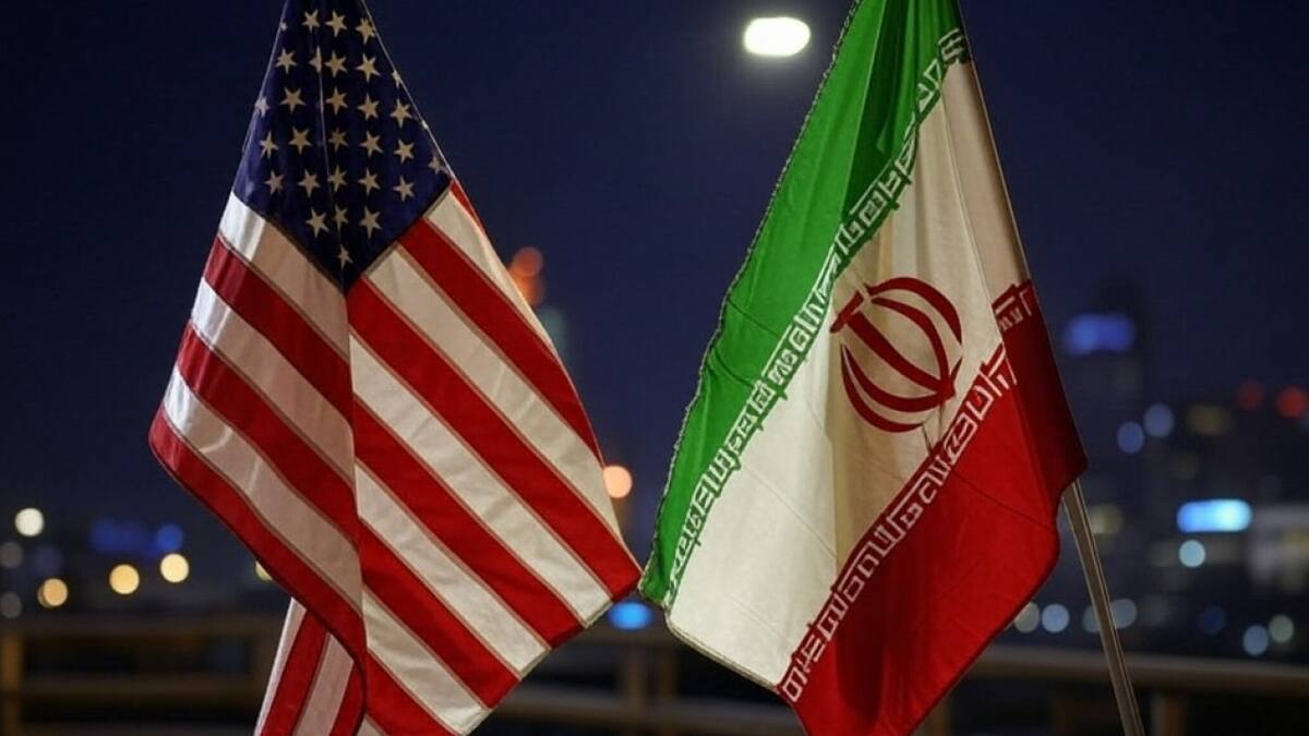 Bandera de Estados Unidos; bandera de Irán. Foto: Grok.