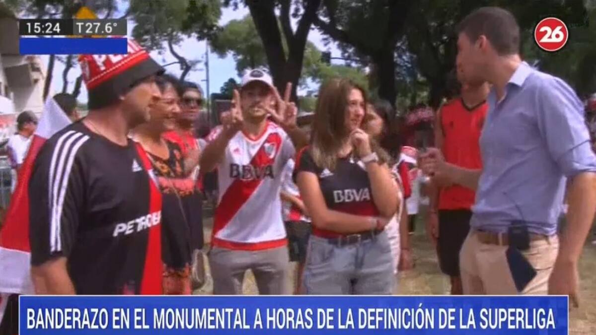 Banderazo de hinchas de River en el Monumental en la previa a definición de Superliga, CANAL 26