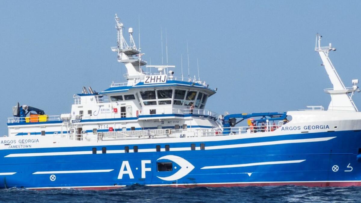 Barco pesquero Argos Georgia, que naufragó cerca de las Islas Malvinas. Foto EFE.