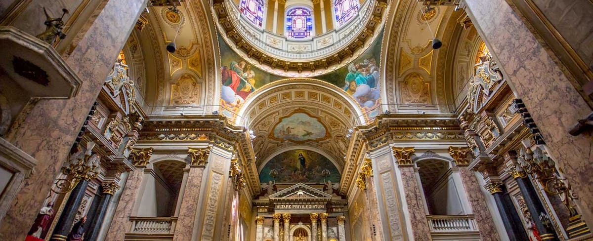 Basílica San José de Flores, en Flores, Ciudad de Buenos Aires. Foto: GCBA