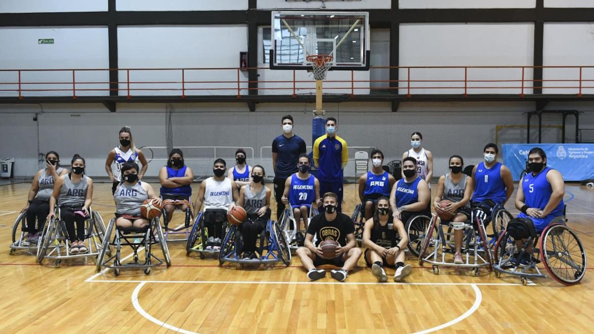 Básquet convencional junto a Básquet Adaptado, Crédito Rodrigo Valle