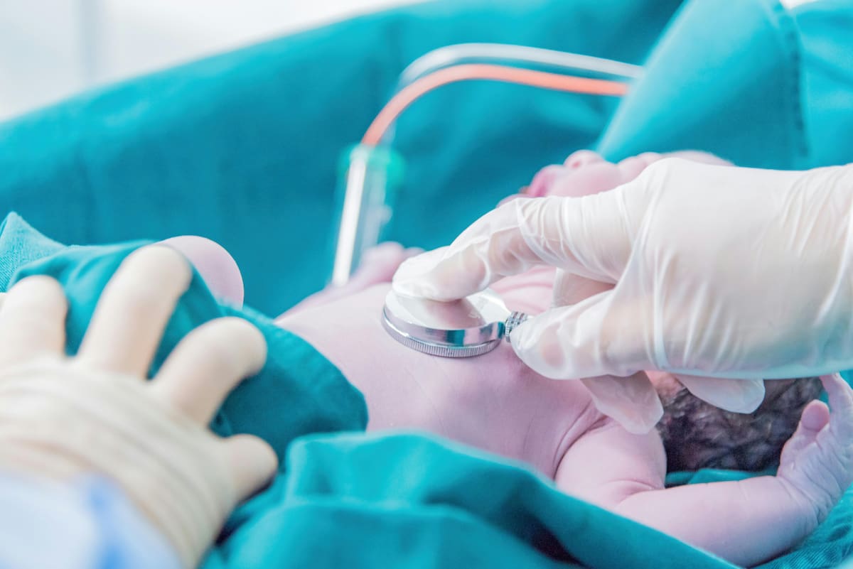 bebé, enfermedad, pediatría. Fuente: Pexels