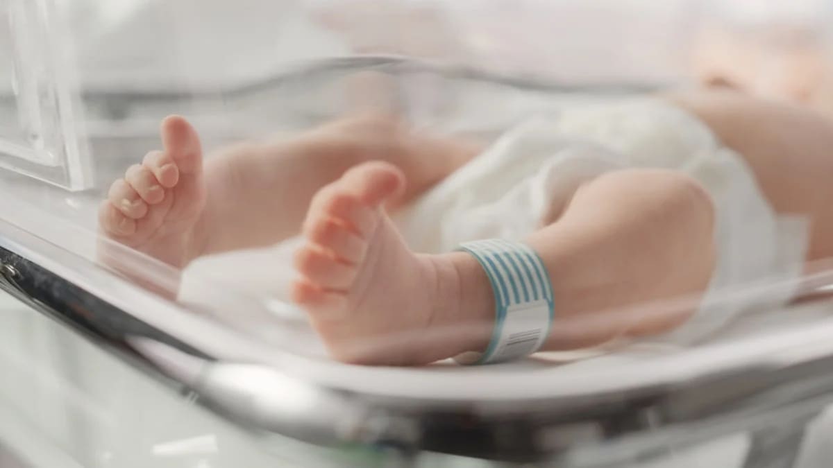 Un fallo histórico a favor de las madres: la Justicia decidió que los bebés puedan llevar primero el apellido materno