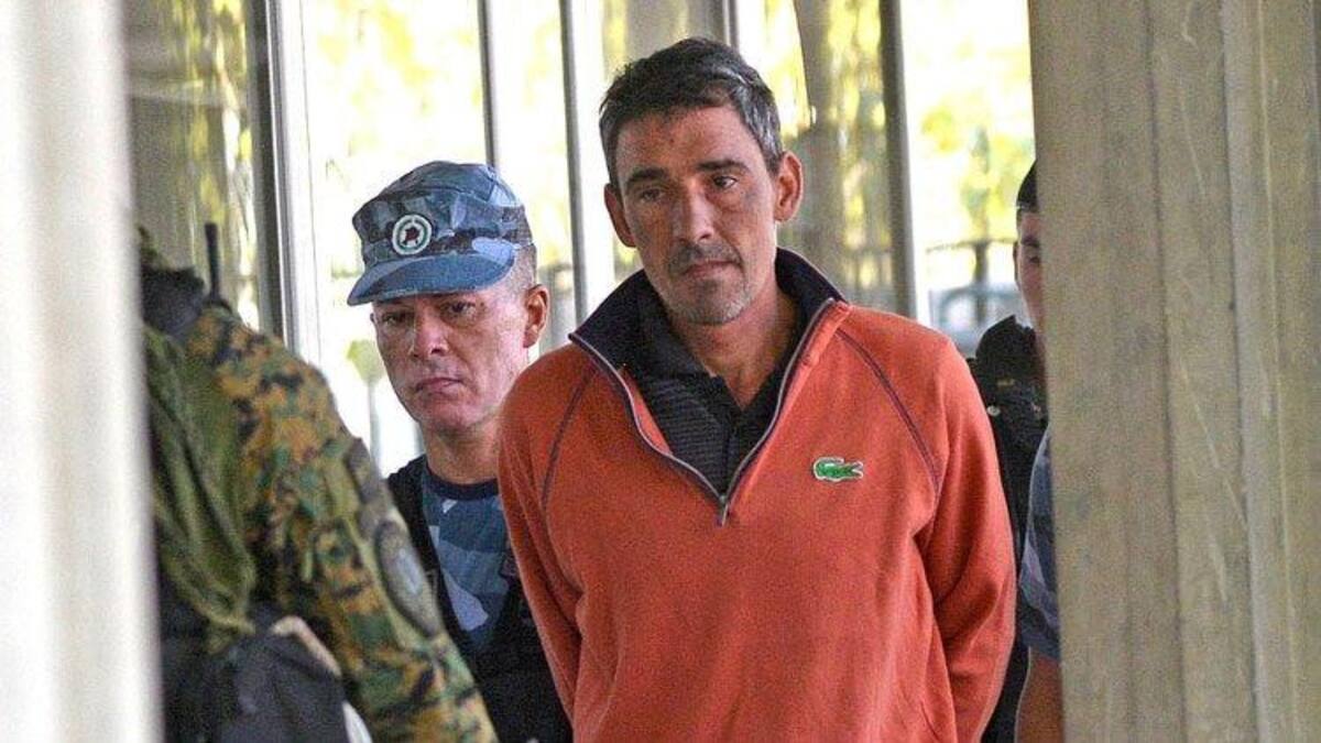 "Bebote" Álvarez fue condenado a tres años y medio de prisión por haber extorsionado a Holan