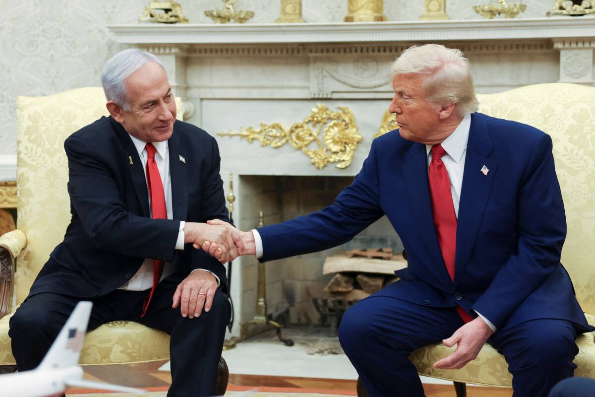 Benjamín Netanyahu y Donald Trump. Foto: Reuters/Kevin Mohatt