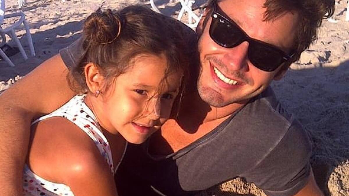 Benjamín Vicuña y su hija Blanca. Foto: Instagram @benjaminvicuna.ok.