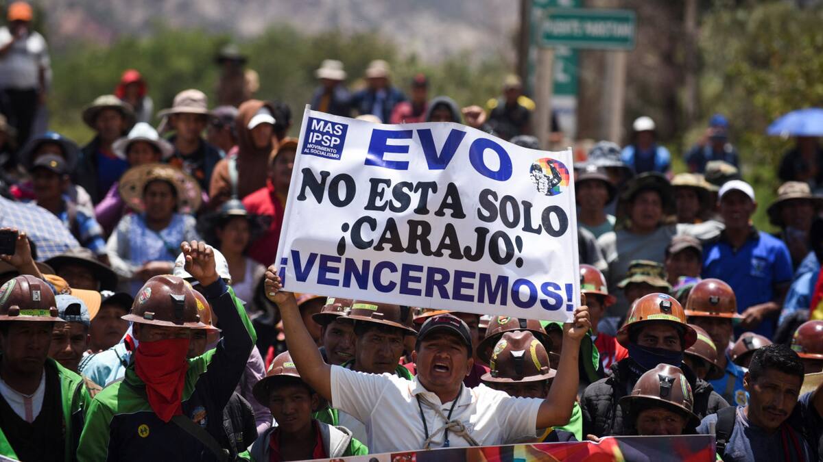 Bloqueo de carreteras en Bolivia en apoyo a Evo Morales. Foto: Reuters