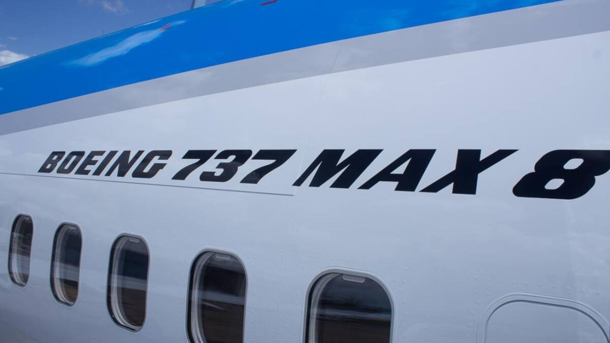 Boeing 737 MAX 8