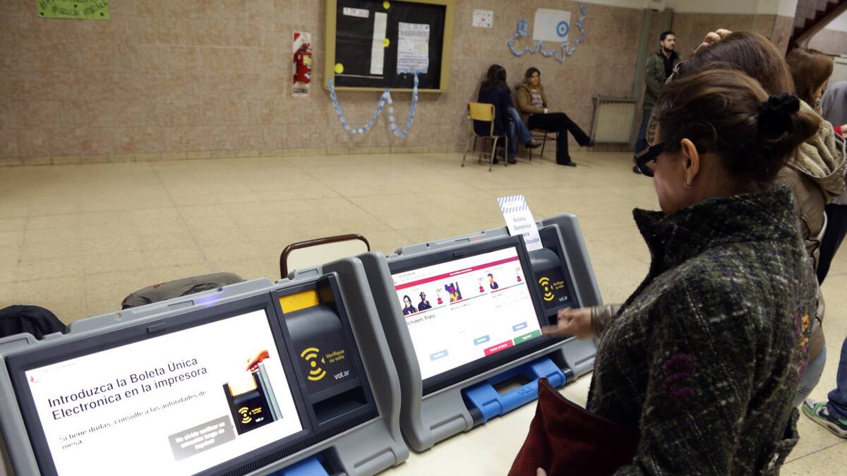 Boleta Única Electrónica. Foto: NA/Juan Vargas