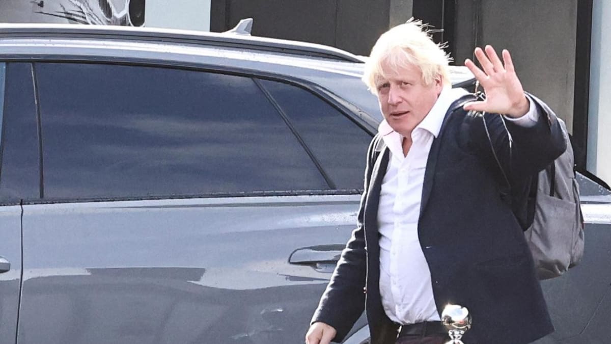 Boris Johnson se bajó de la carrera por el liderazgo "tory" y el Gobierno británico