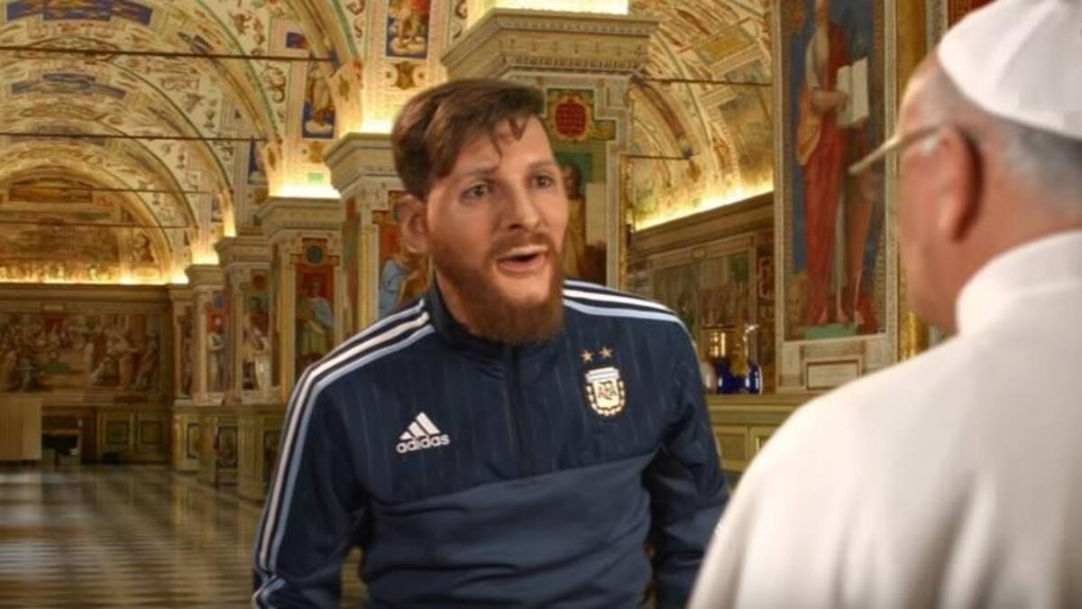 Bossi: Messi le pide un milagro al Papa
