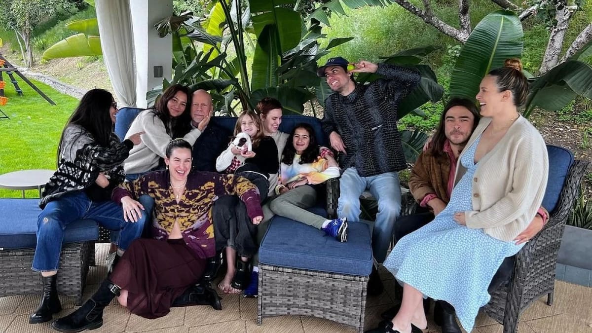 Bruce Willis junto a su familia. Foto: NA.
