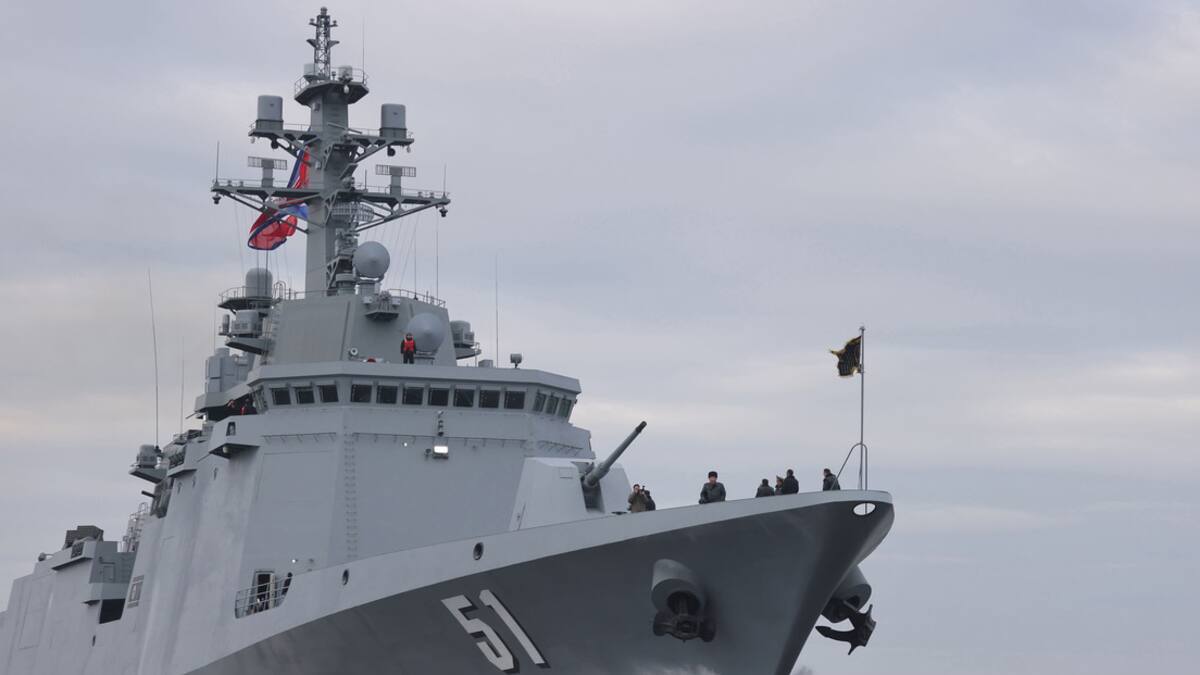 No es China ni Japón: el país asiático que planea construir dos buques de guerra al año y equipar a su Armada con armas nucleares