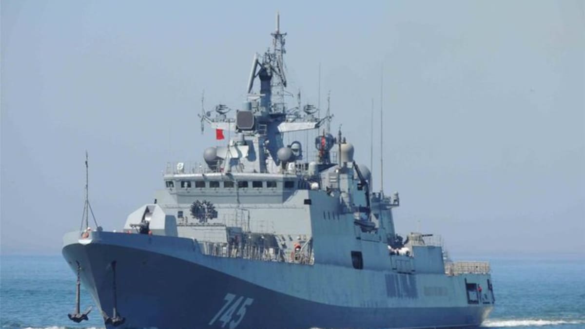 Investigan un presunto incidente entre un buque de guerra ruso y un yate británico en el Canal de la Mancha
