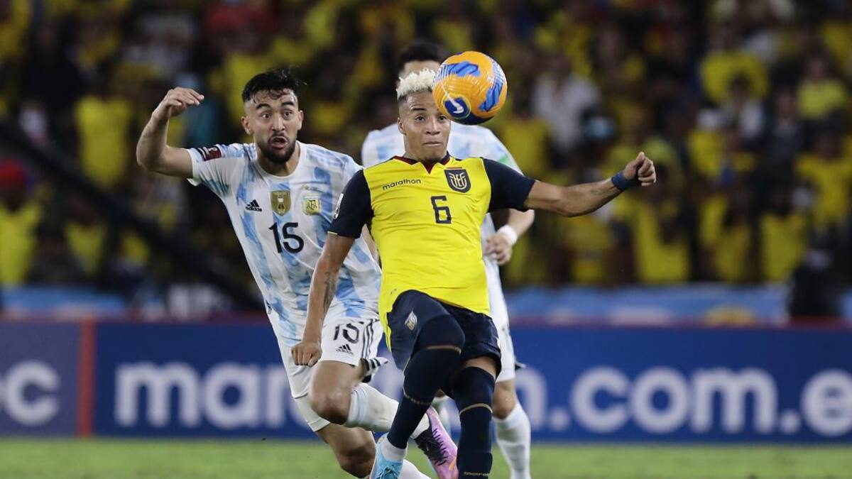 Byron Castillo en la selección de Ecuador. Foto: REUTERS.