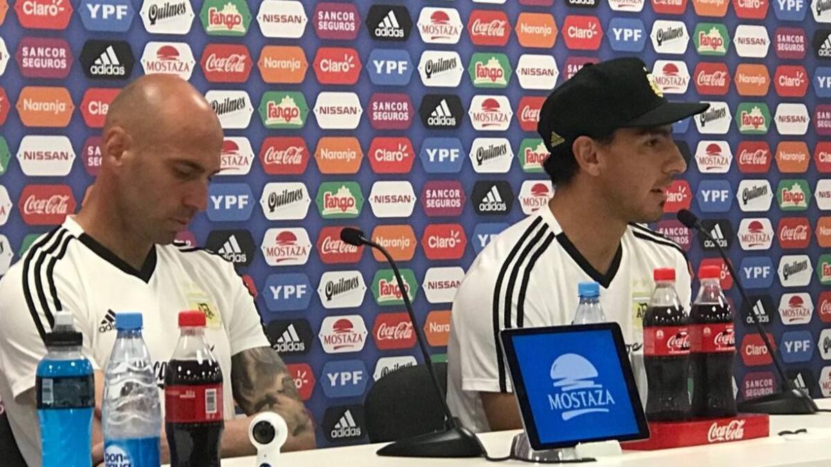 Los arqueros de la Selección Argentina dialogaron con la prensa y palpitan el debut