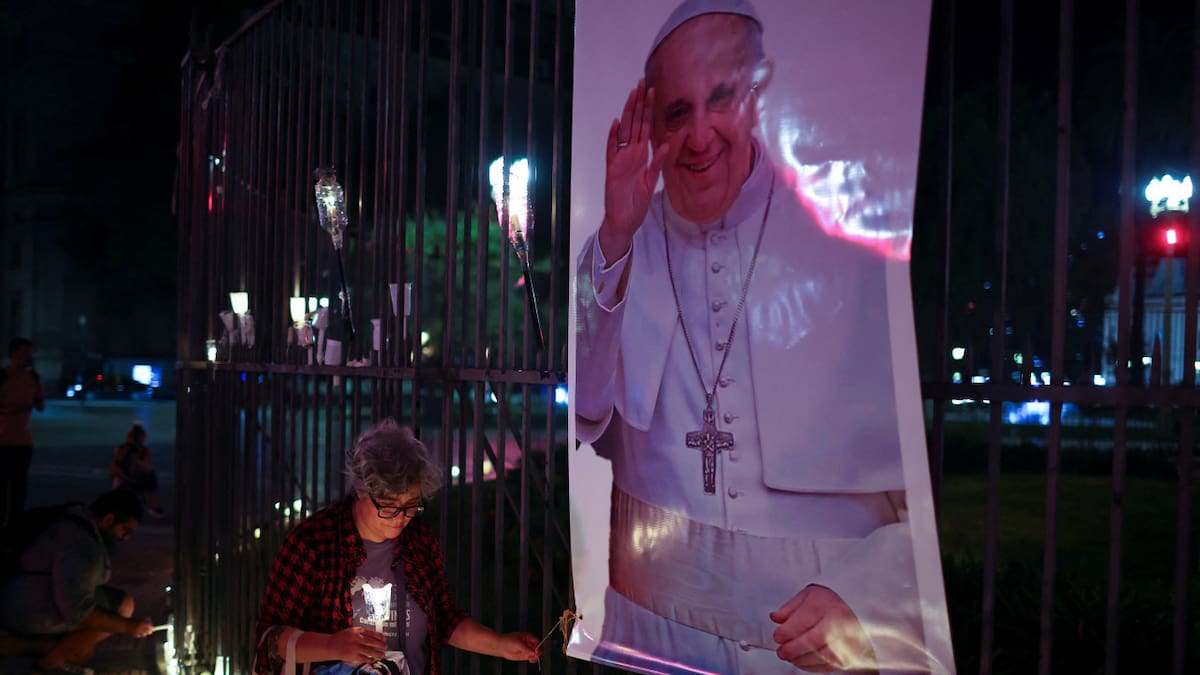 Cadena de oración por la salud del Papa Francisco. Foto: REUTERS.