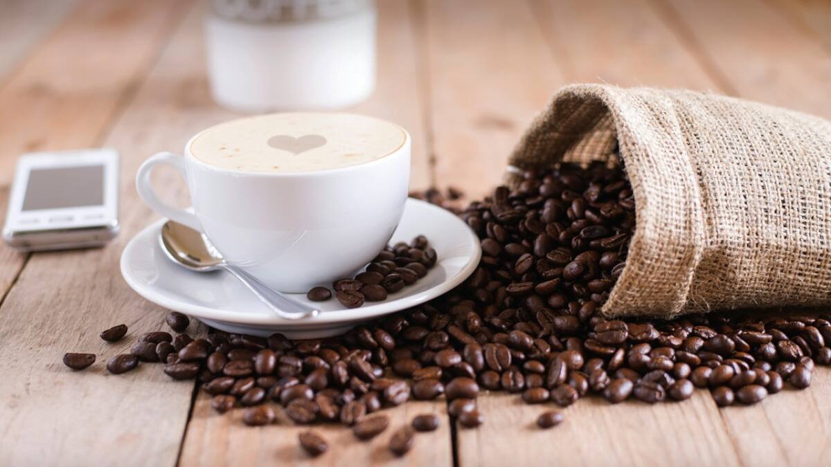 Café; cafeína. Foto: Unsplash.