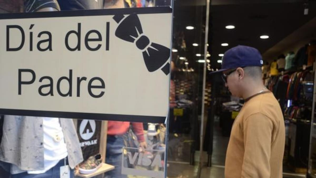 Proyectan que el gasto promedio por regalo para el Día del Padre alcanzará los $62.000: las opciones más elegidas