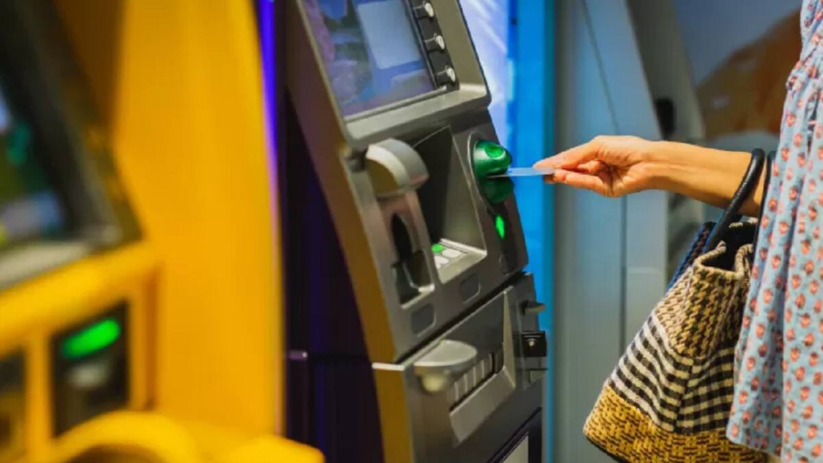 Los trabajadores en relación de dependencia cobrarán el aguinaldo en diciembre. Foto: NA.