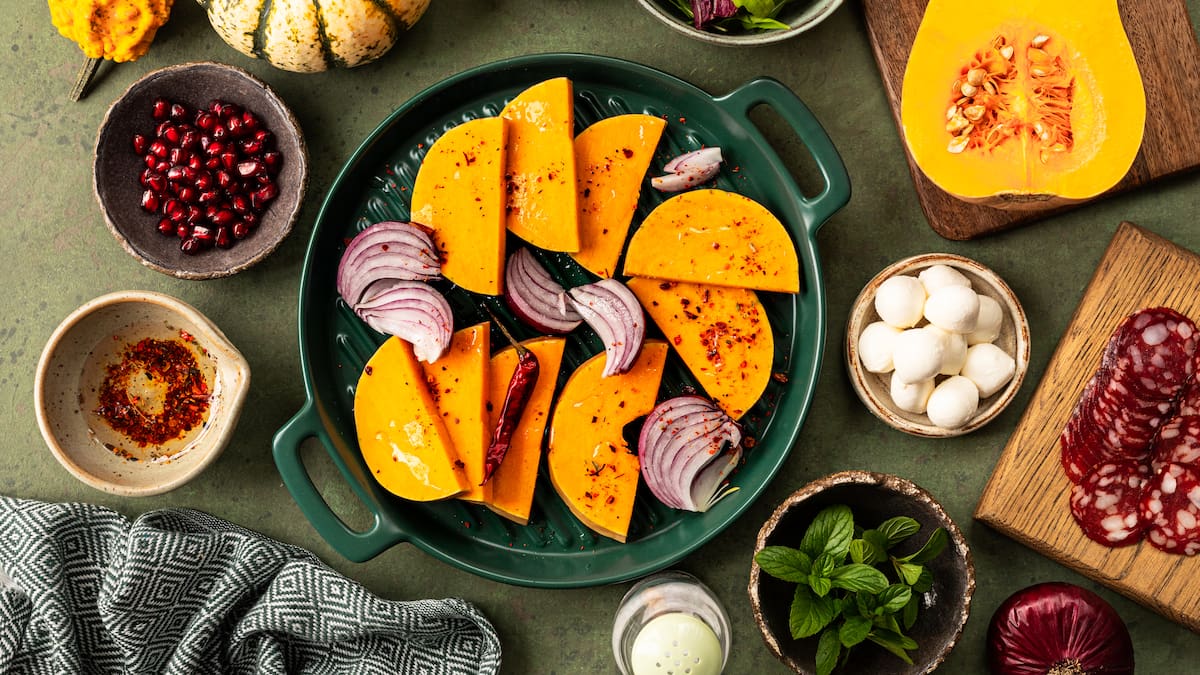 Liviana y saludable: cómo hacer calabaza rellena con quinoa, espinaca y hongos, la receta ideal para el invierno