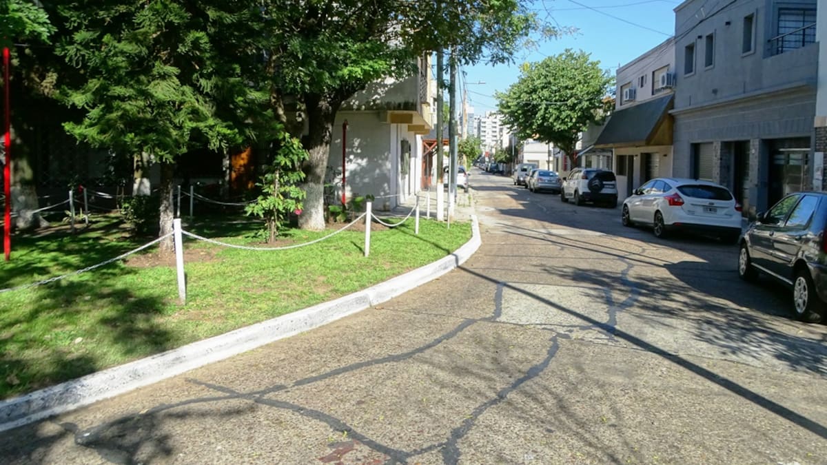 Calle Martín Pescador, Villa del Parque.