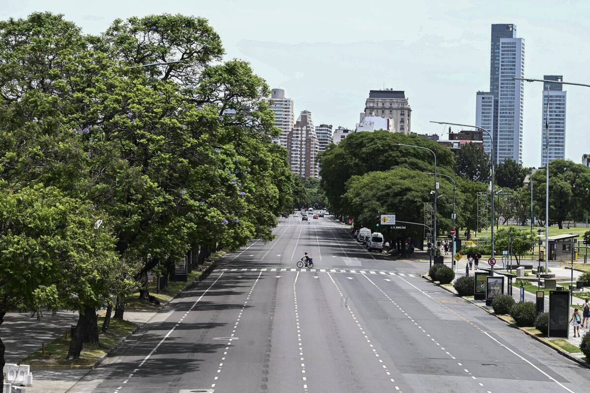 Calles vacías por el paro general. Foto: NA/Juan Foglia