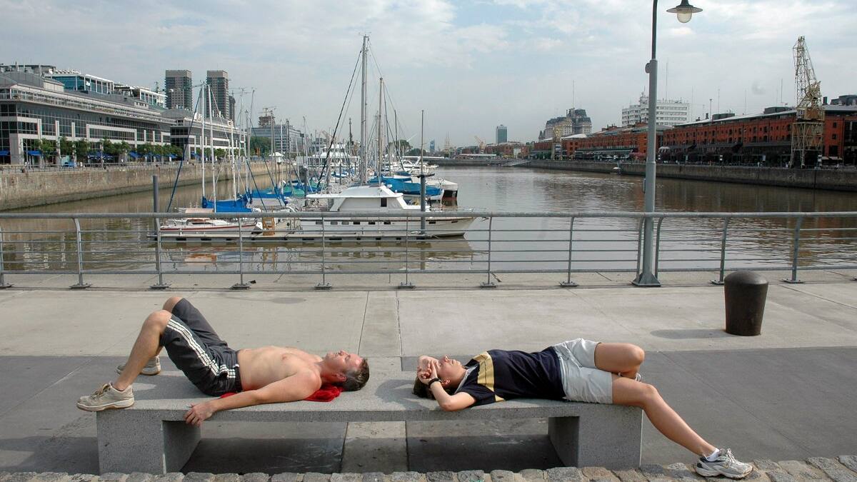 Calor extremo; ola de calor.