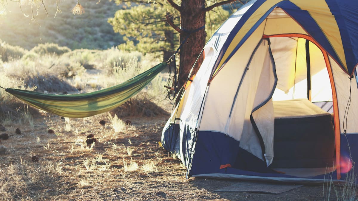 Camping, vacaciones, verano, calor. Foto: Unsplash