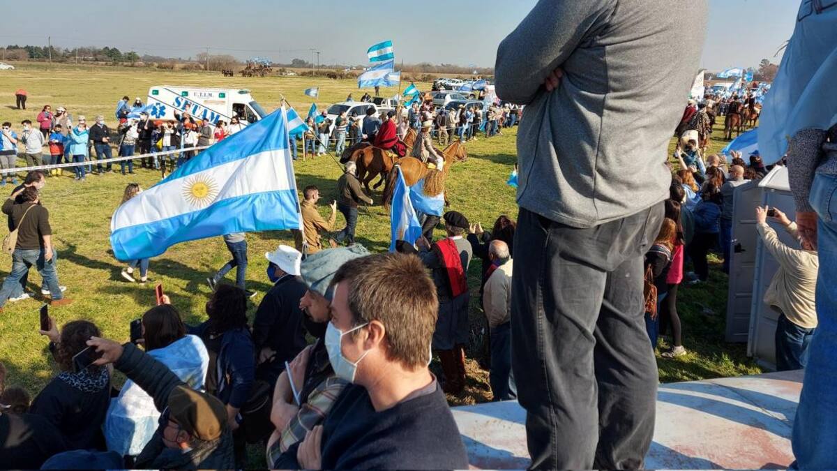 Campo, reclamos, foto NA