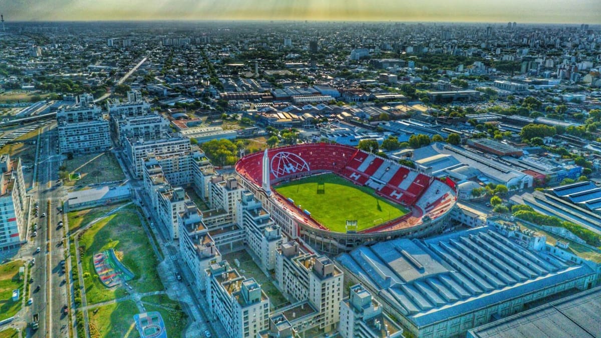 Derrumbe en Parque Patricios: ¿se suspende Huracán-Belgrano hoy?