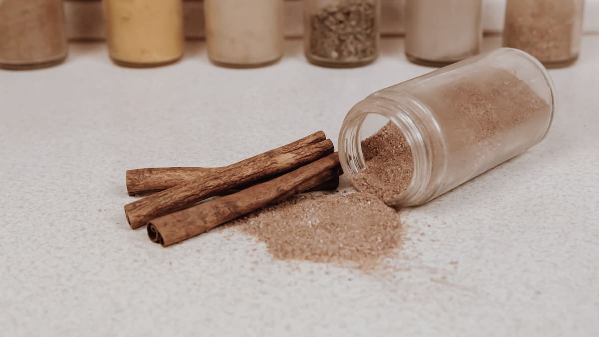 Ritual de canela para el 8 de agosto: cómo atraer fortuna y buenos deseos en tu hogar, según el Feng Shui