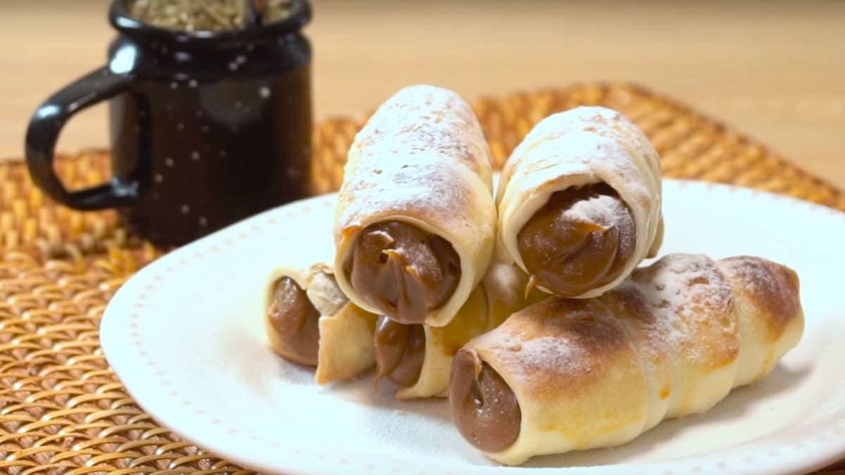 Cañoncitos de dulce de leche con tapas de empanadas. Foto: Cucinare